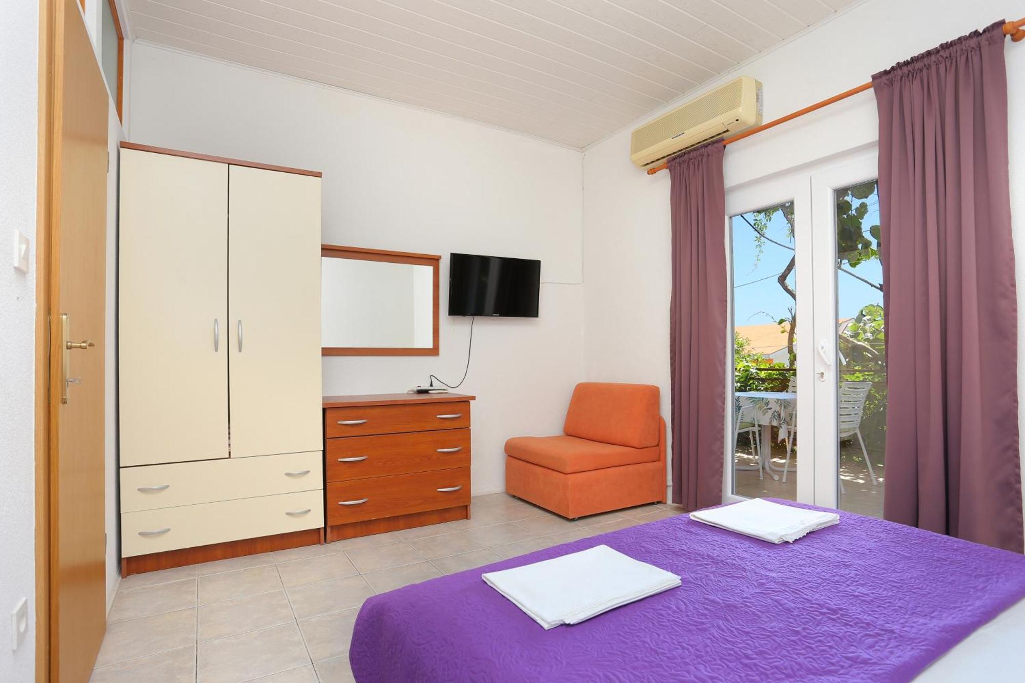 Apartments By The Sea Zivogosce - Blato, Makarska - 1057 Blato (Makarska) Quarto foto