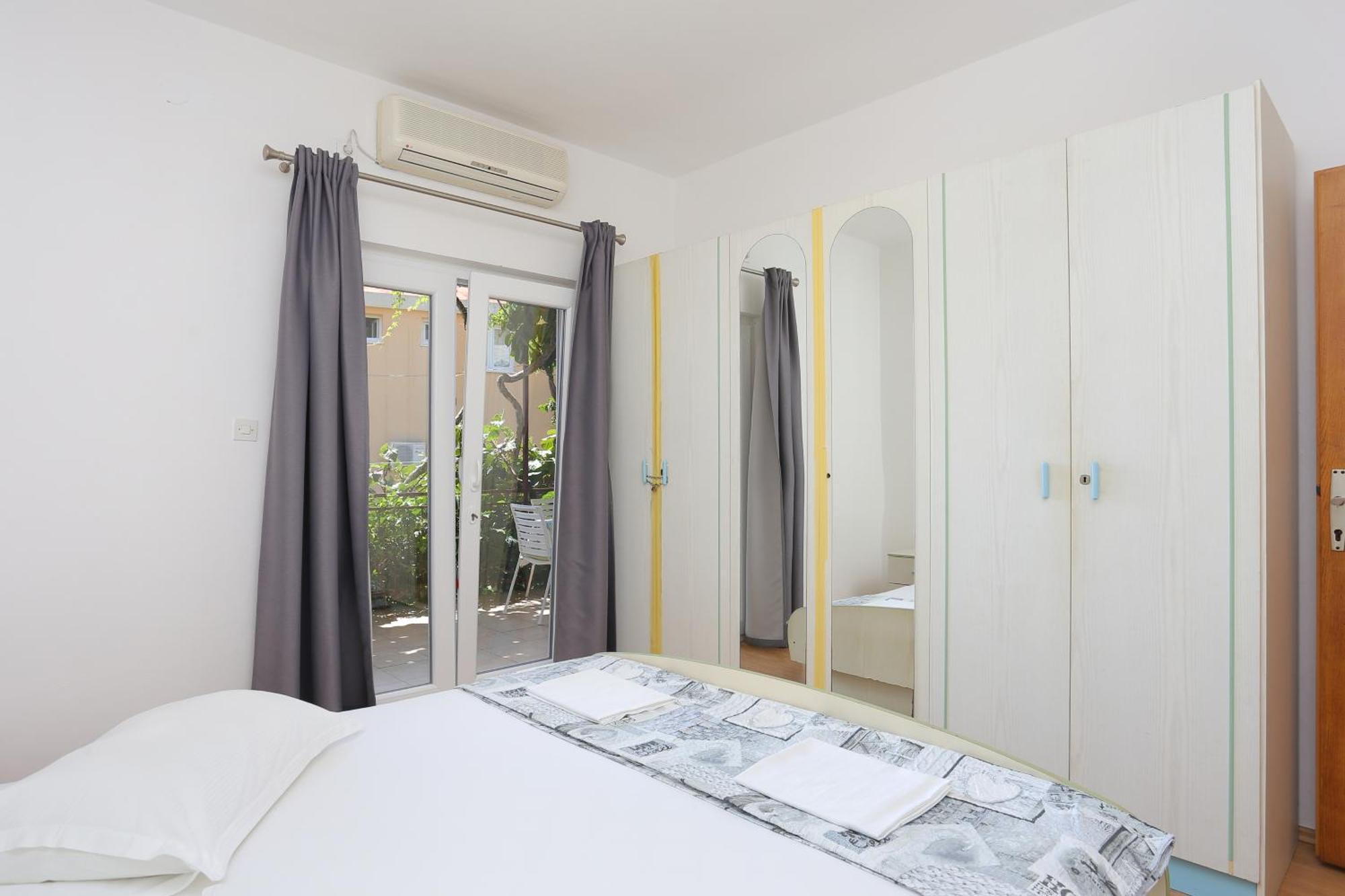 Apartments By The Sea Zivogosce - Blato, Makarska - 1057 Blato (Makarska) Quarto foto
